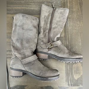 Women’s boots
